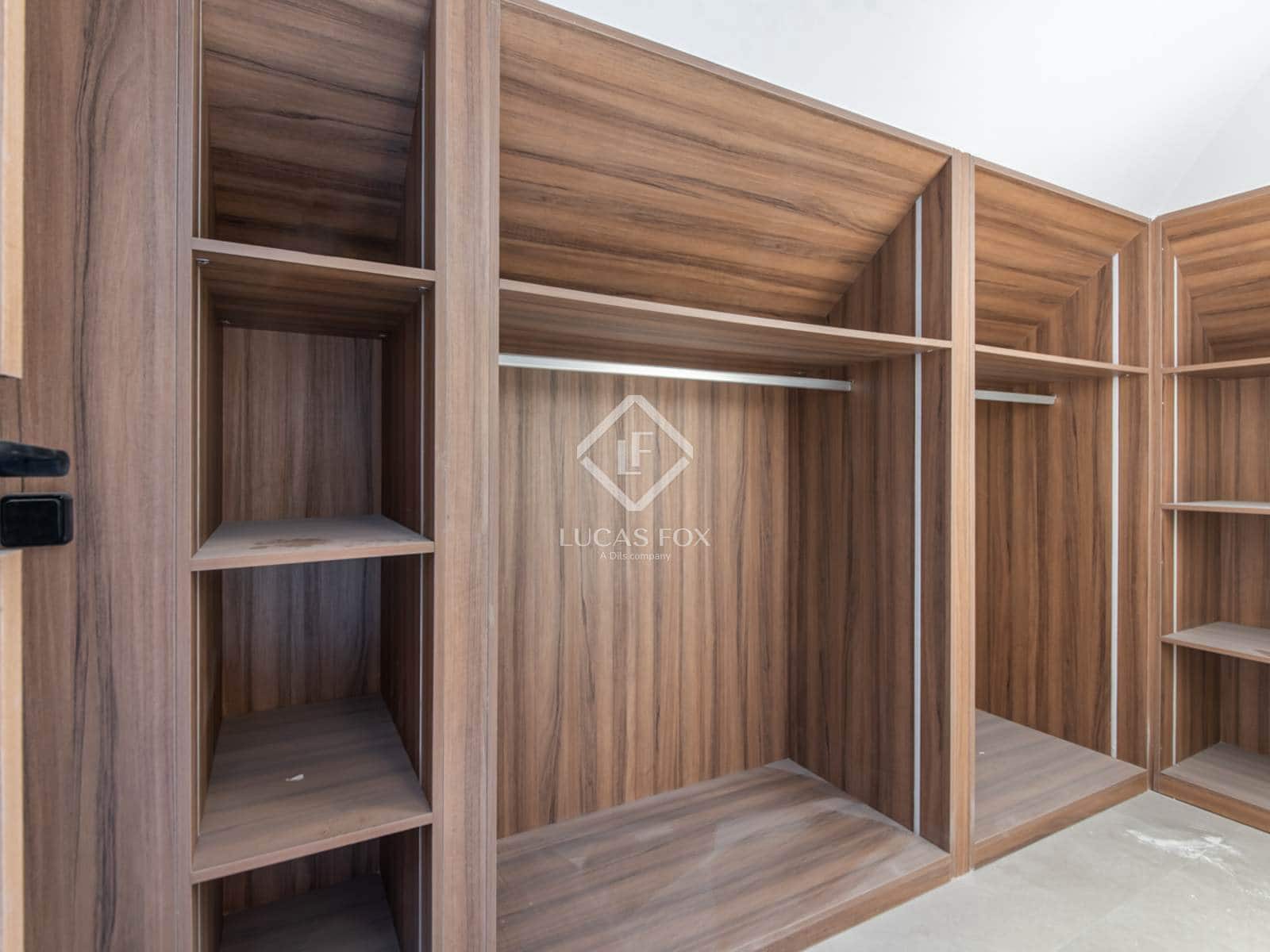 7 makuuhuone Huvila myytävänä paikassa Boadilla del Monte mukana uima-altaan 
autotalli - 3 100 000 € (Ref: 9331846)