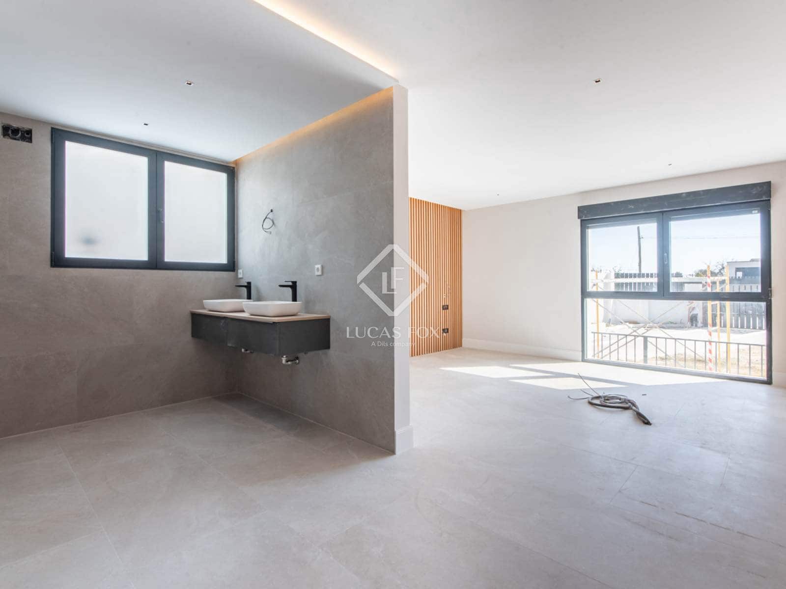 7 makuuhuone Huvila myytävänä paikassa Boadilla del Monte mukana uima-altaan 
autotalli - 3 100 000 € (Ref: 9331846)