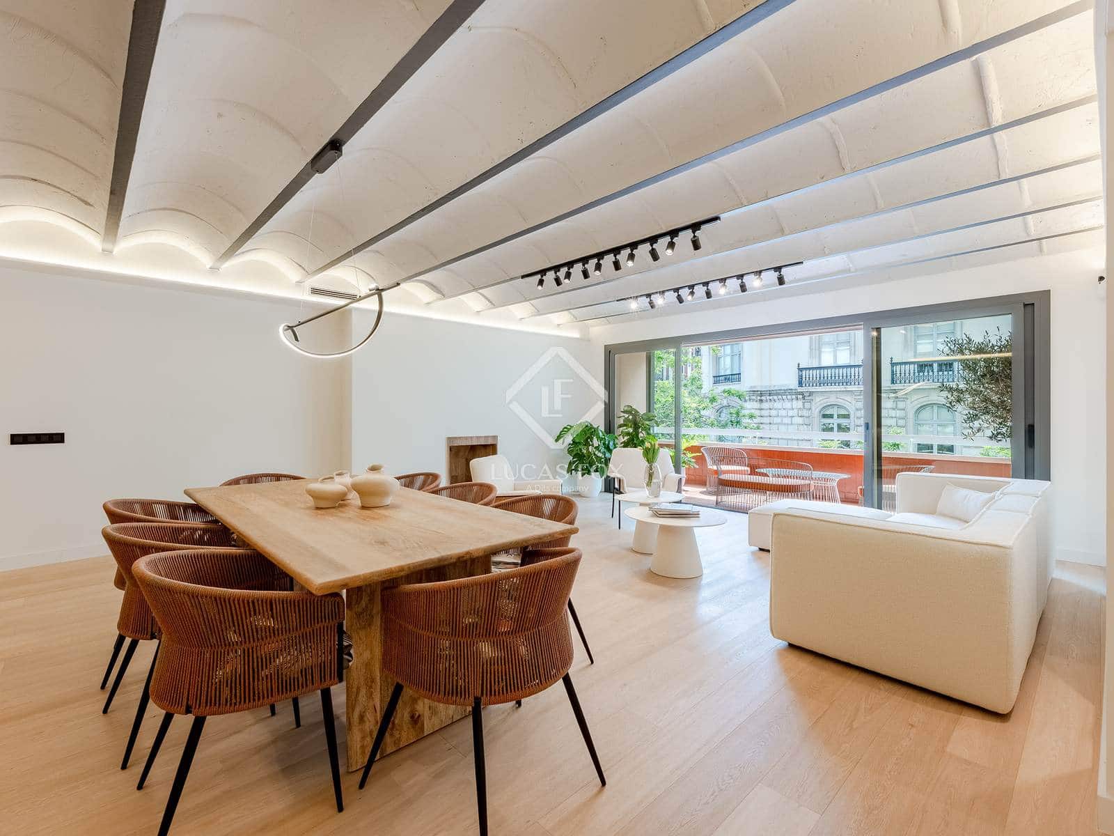 4 bedroom Apartment for sale in Barcelona city with garage - € 1,500,000 (Ref: 9332734)