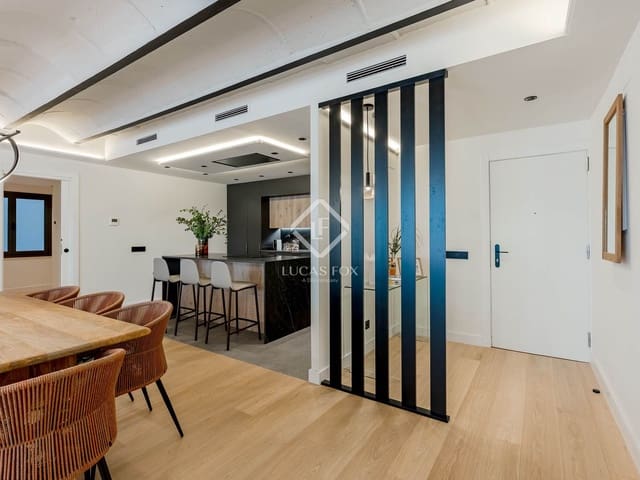 4 slaapkamer Appartement te koop in Barcelona stad met garage - € 1.500.000 (Ref: 9332734)