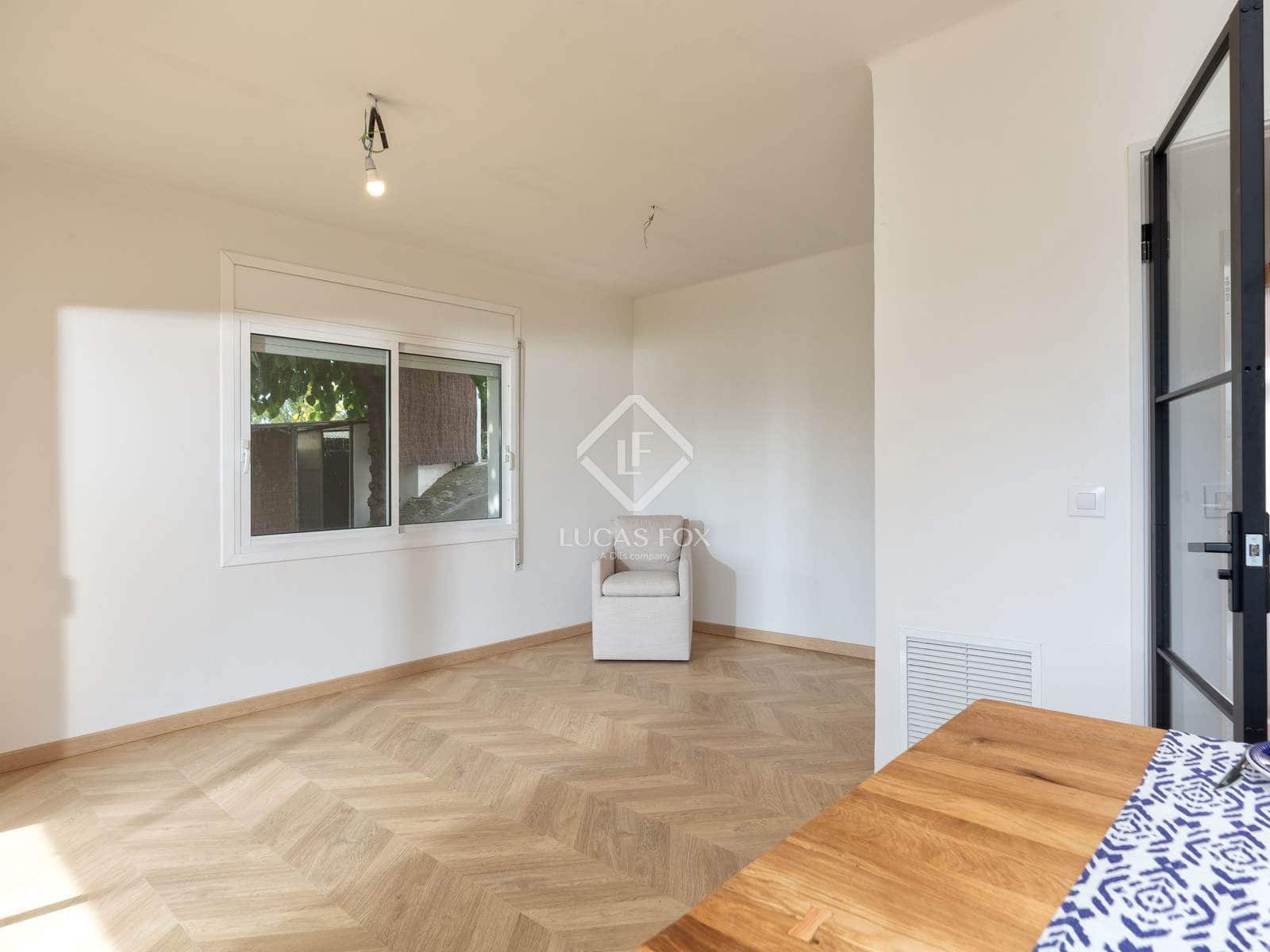 3 bedroom Villa for sale in Banyoles with pool garage - € 715,000 (Ref: 9332735)