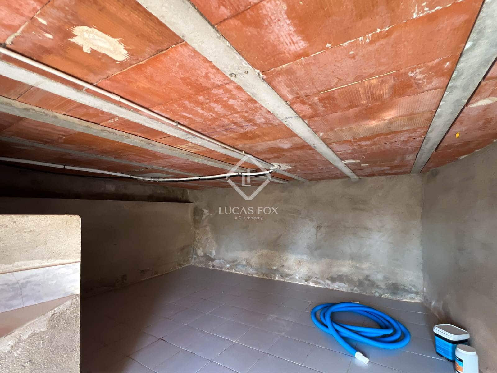 3 bedroom Villa for sale in Banyoles with pool garage - € 715,000 (Ref: 9332735)