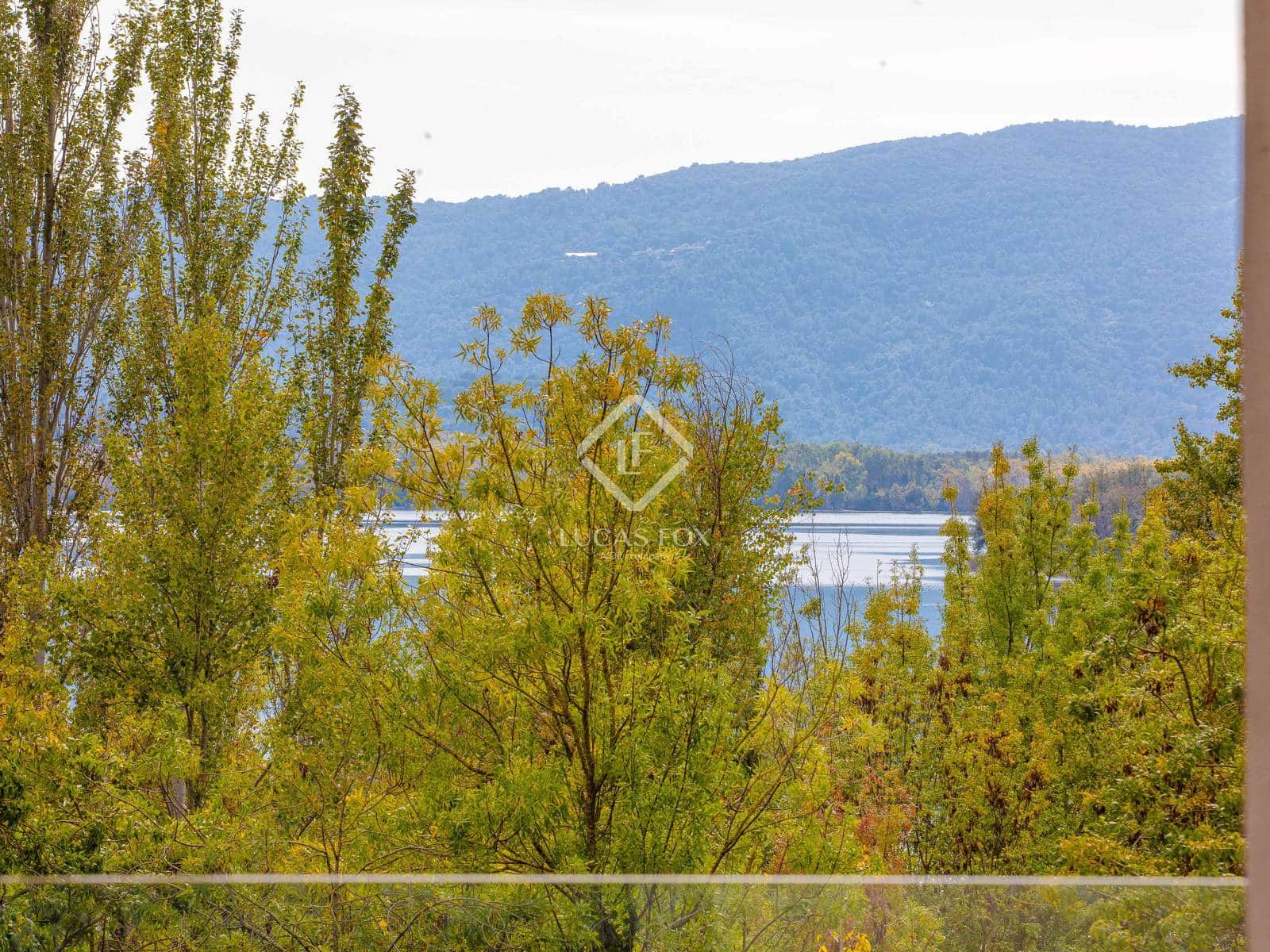 3 bedroom Villa for sale in Banyoles with pool garage - € 715,000 (Ref: 9332735)