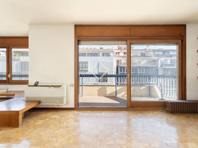 6 soveværelse Penthouse til salg i Barcelona by med swimmingpool garage - € 2.300.000 (Ref: 9332886)