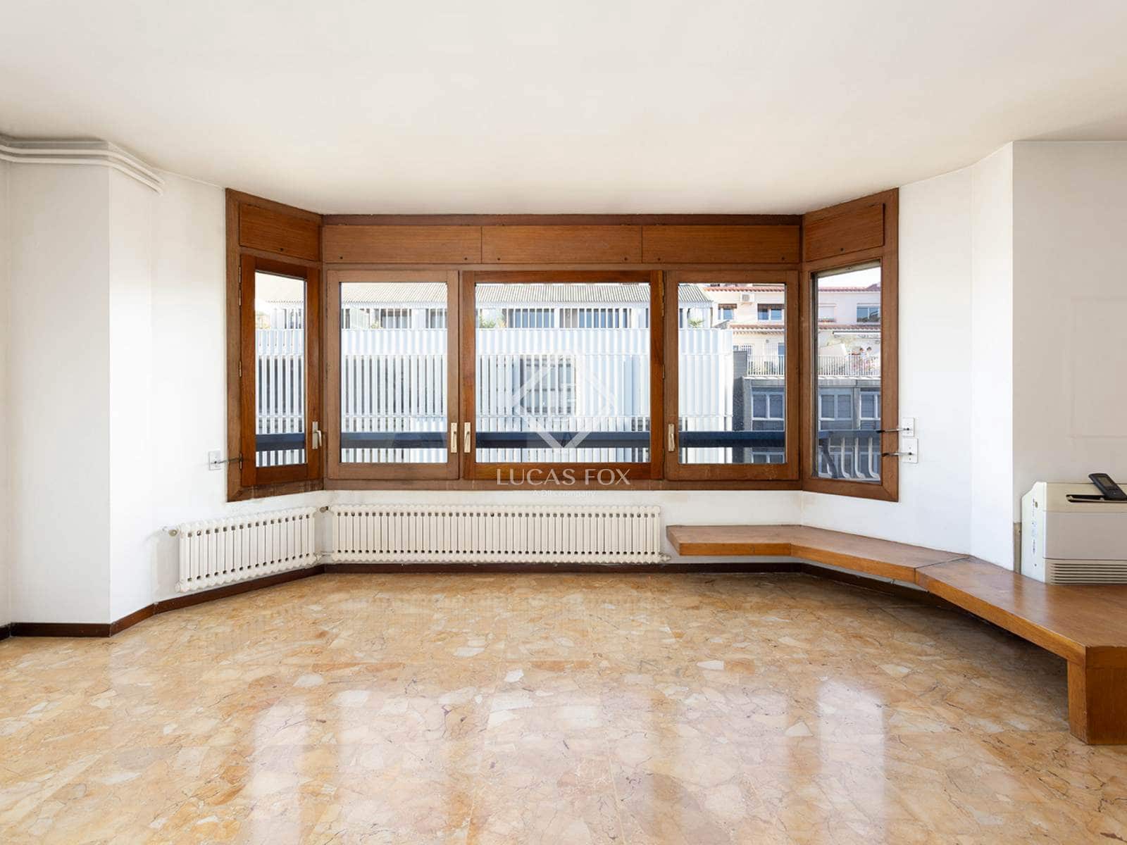 6 soveværelse Penthouse til salg i Barcelona by med swimmingpool garage - € 2.300.000 (Ref: 9332886)