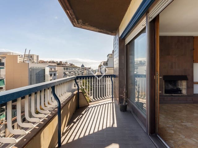 6 soveværelse Penthouse til salg i Barcelona by med swimmingpool garage - € 2.300.000 (Ref: 9332886)