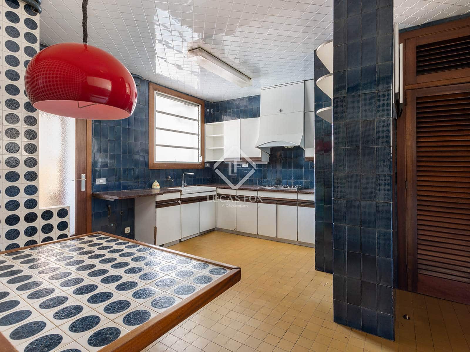 6 soveværelse Penthouse til salg i Barcelona by med swimmingpool garage - € 2.300.000 (Ref: 9332886)