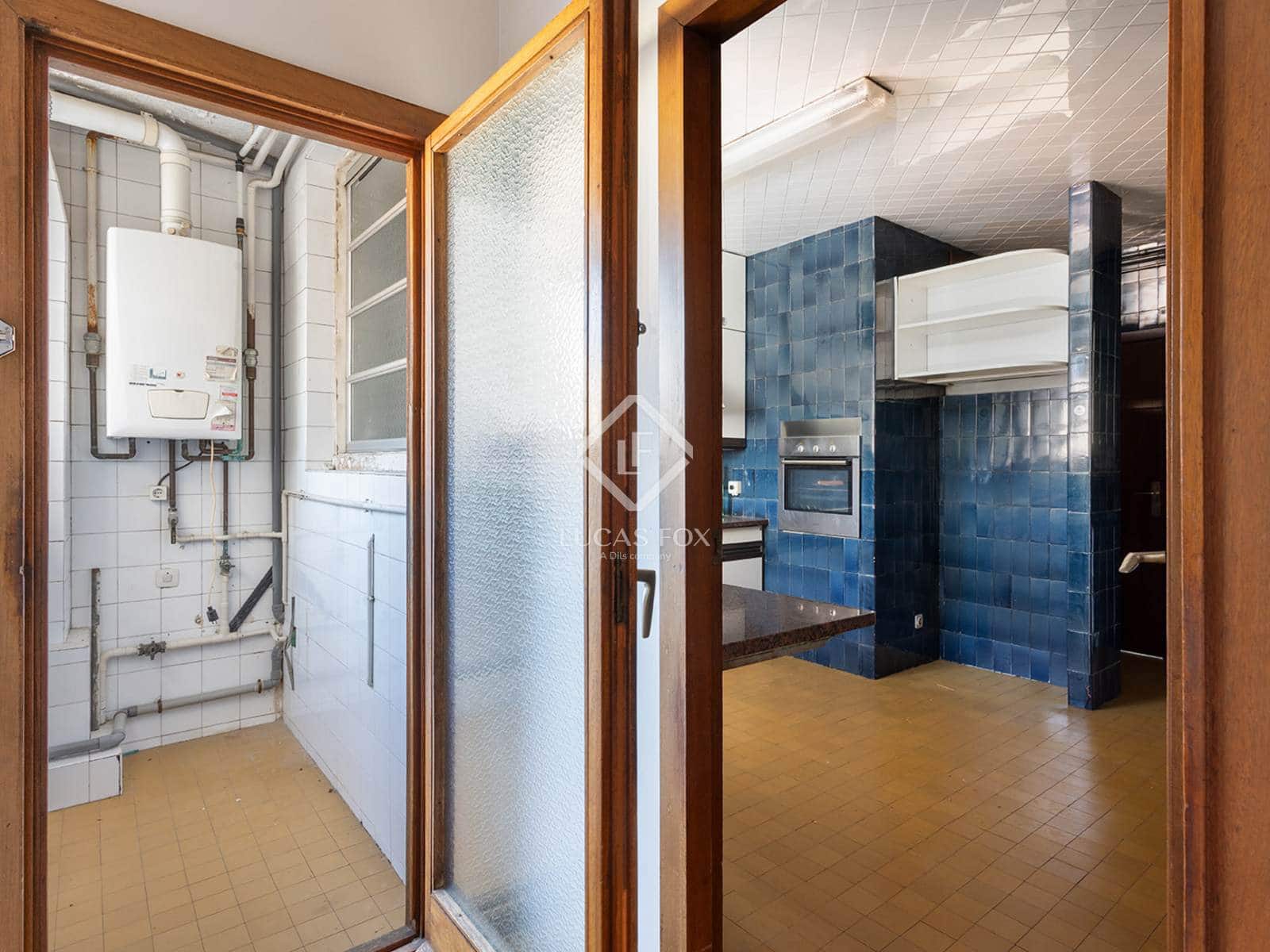 6 soveværelse Penthouse til salg i Barcelona by med swimmingpool garage - € 2.300.000 (Ref: 9332886)