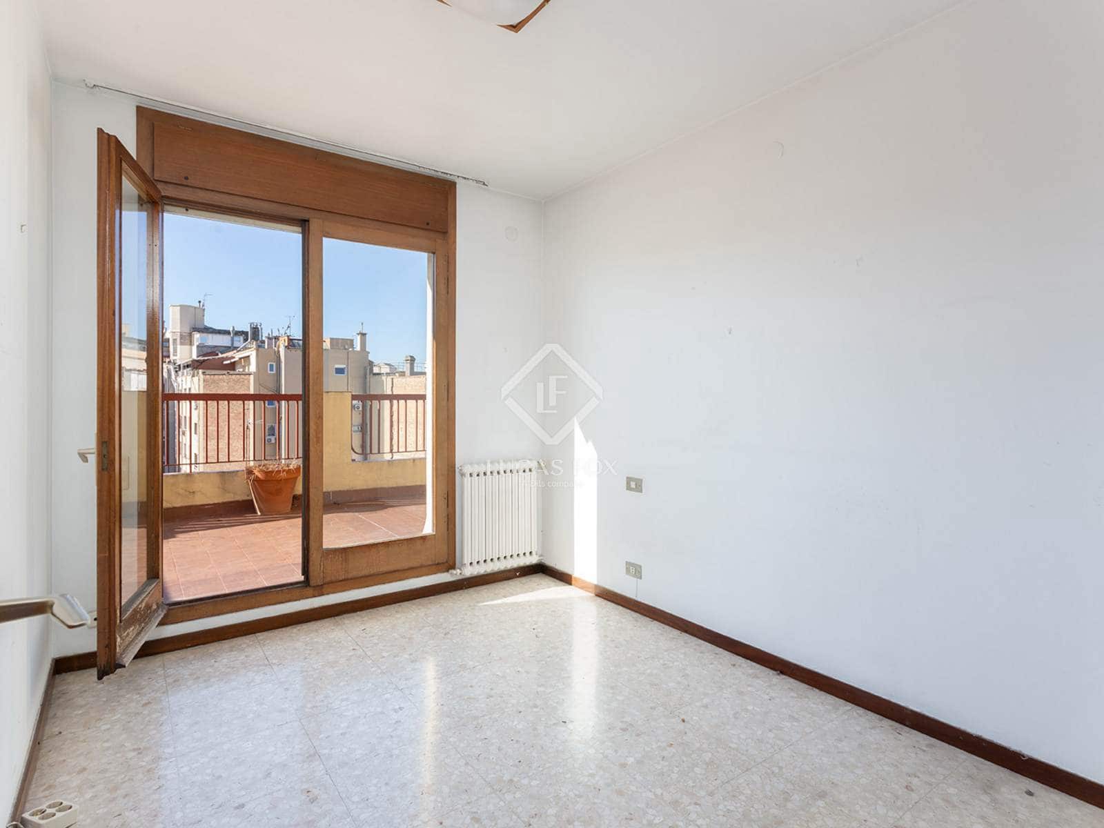 6 soveværelse Penthouse til salg i Barcelona by med swimmingpool garage - € 2.300.000 (Ref: 9332886)