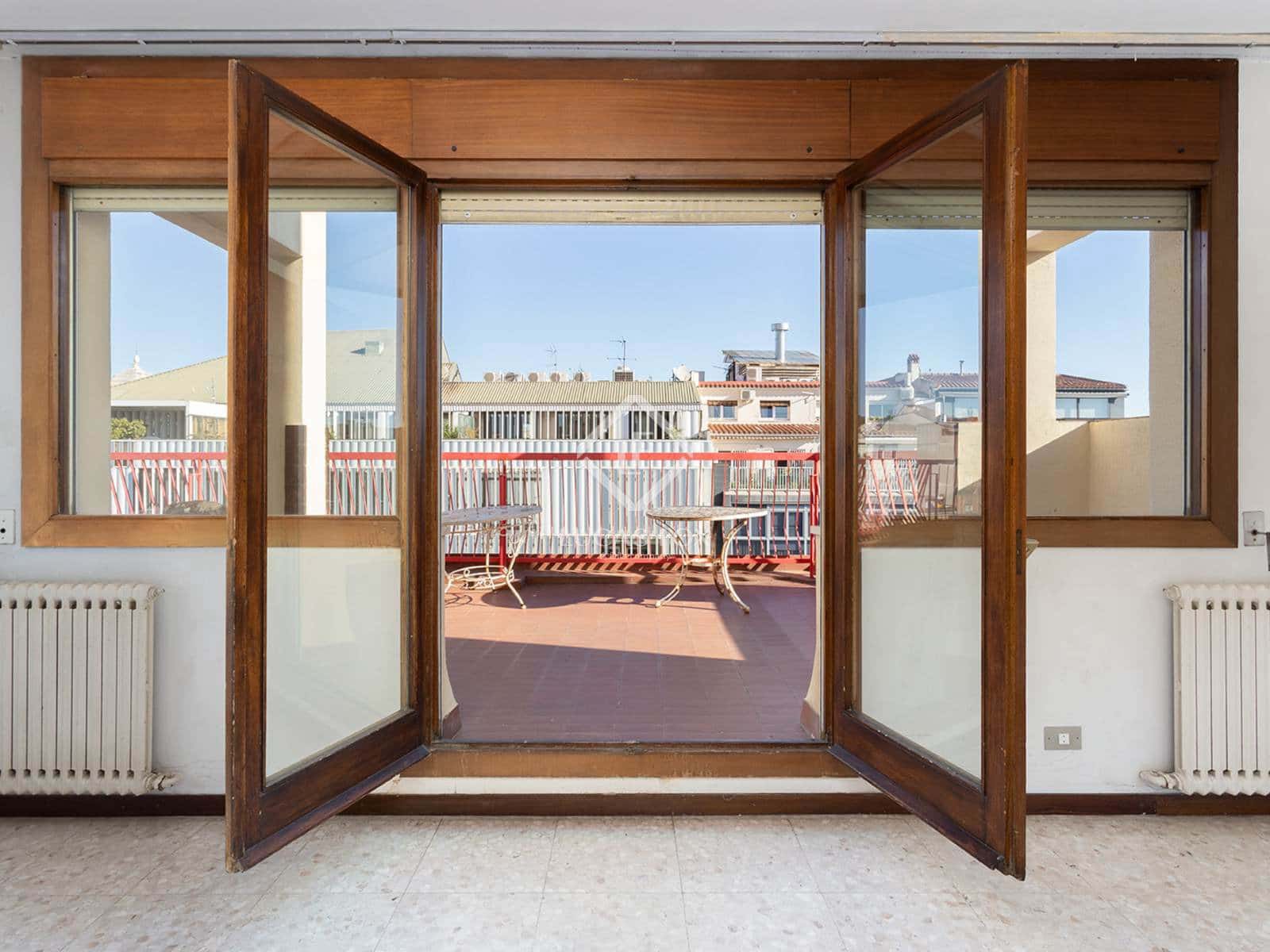 6 soveværelse Penthouse til salg i Barcelona by med swimmingpool garage - € 2.300.000 (Ref: 9332886)