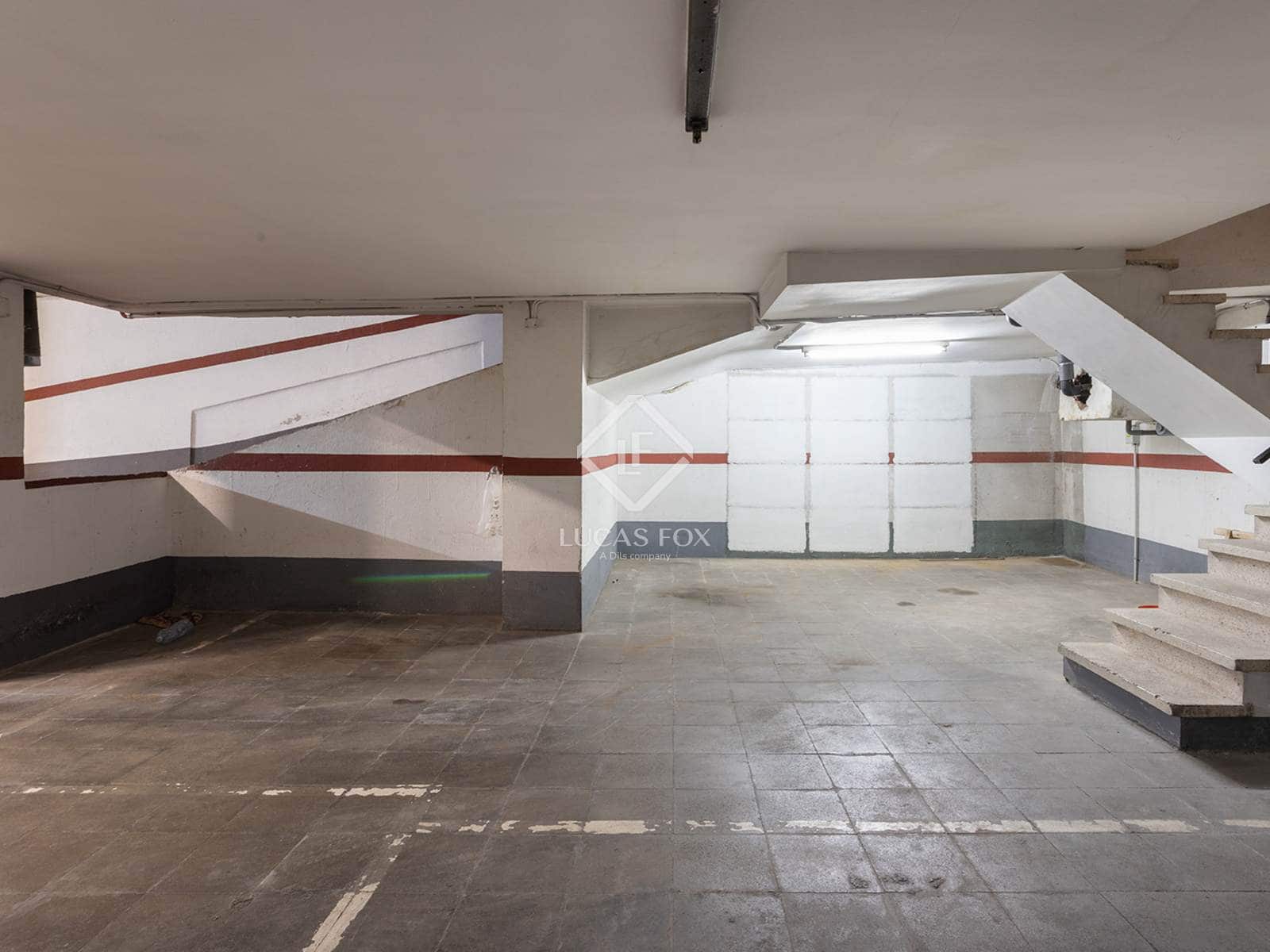 6 soveværelse Penthouse til salg i Barcelona by med swimmingpool garage - € 2.300.000 (Ref: 9332886)