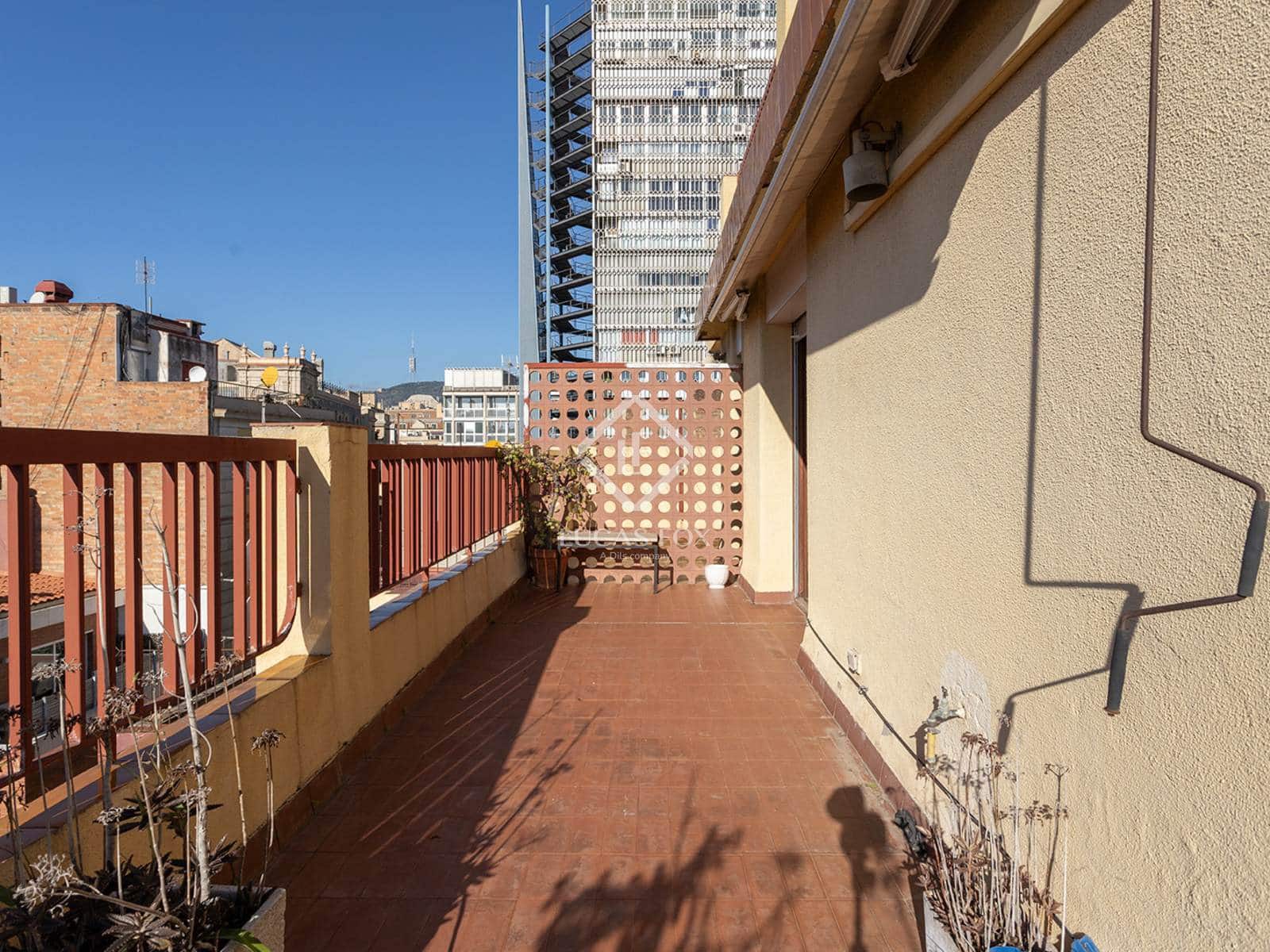 6 soveværelse Penthouse til salg i Barcelona by med swimmingpool garage - € 2.300.000 (Ref: 9332886)