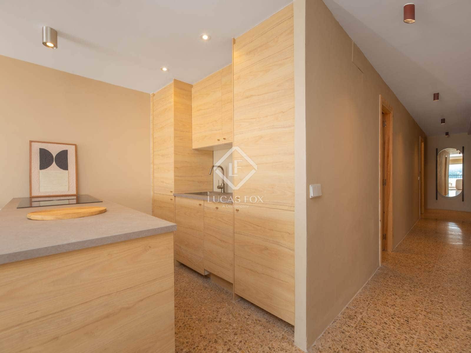 2 bedroom Apartment for sale in Sant Antoni de Portmany with pool - € 590,000 (Ref: 9334259)