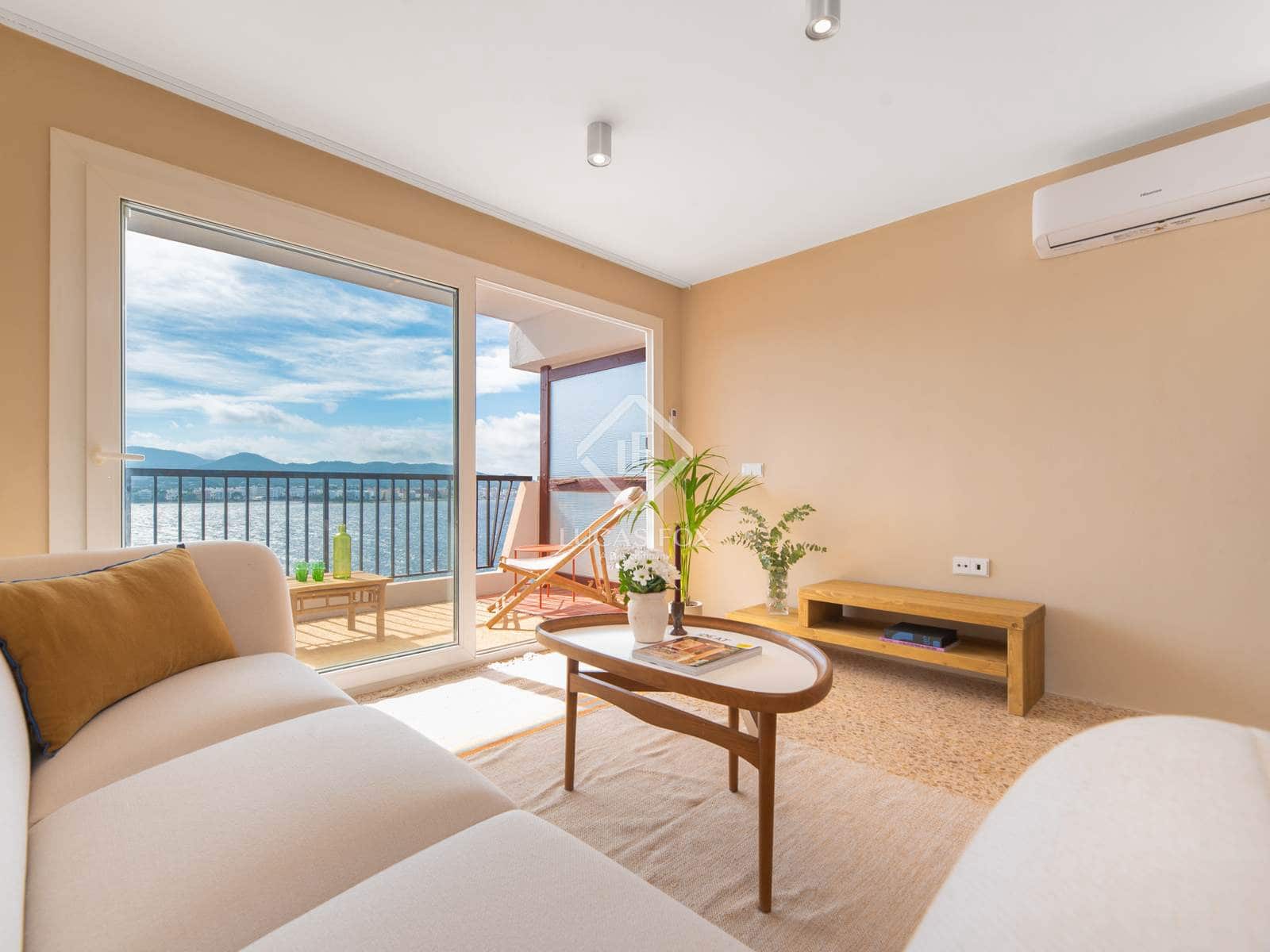 2 bedroom Apartment for sale in Sant Antoni de Portmany with pool - € 590,000 (Ref: 9334259)