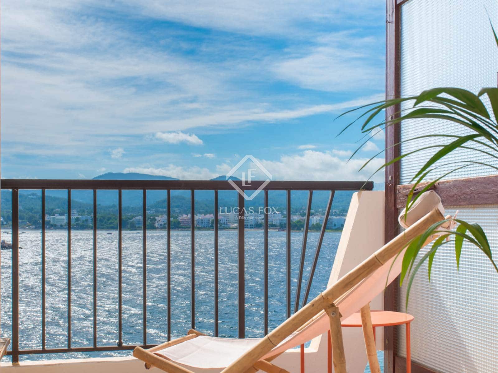 2 bedroom Apartment for sale in Sant Antoni de Portmany with pool - € 590,000 (Ref: 9334259)