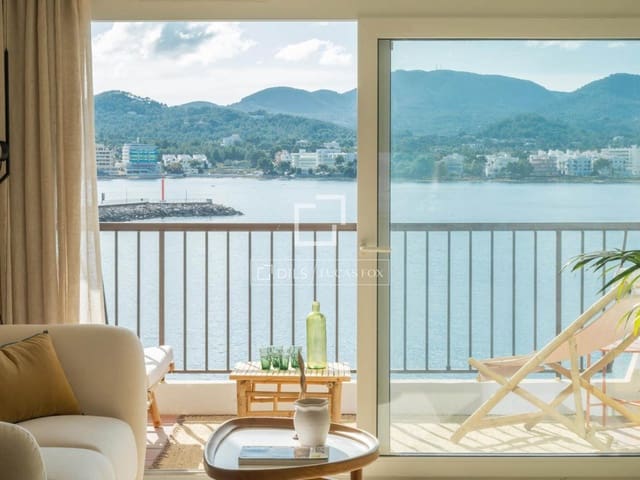 2 bedroom Apartment for sale in Sant Antoni de Portmany with pool - € 590,000 (Ref: 9334259)