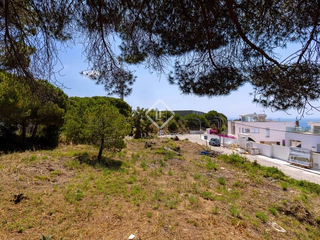 4 quarto Moradia para venda em Vilassar de Dalt com piscina garagem - 1 350 000 € (Ref: 9335431)