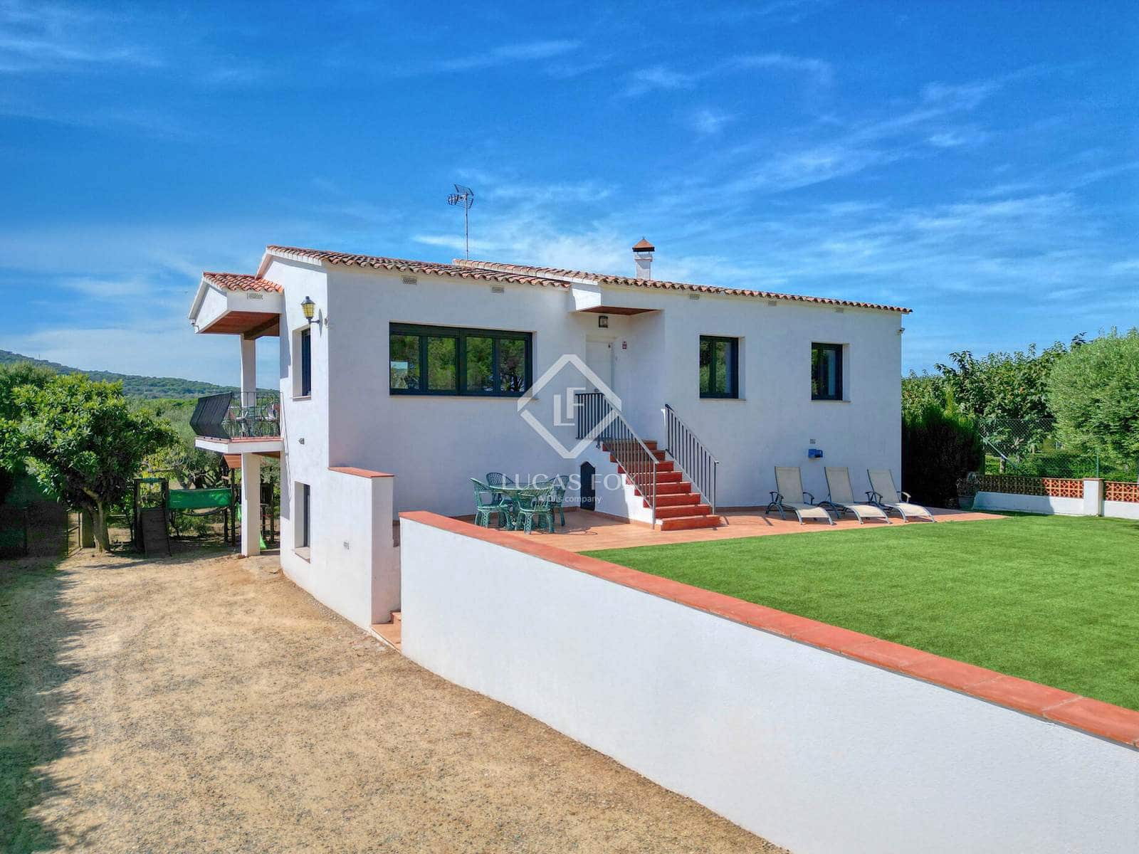 4 chambre Villa/Maison à vendre à Sant Antoni de Calonge avec garage - 985 000 € (Ref: 9335432)