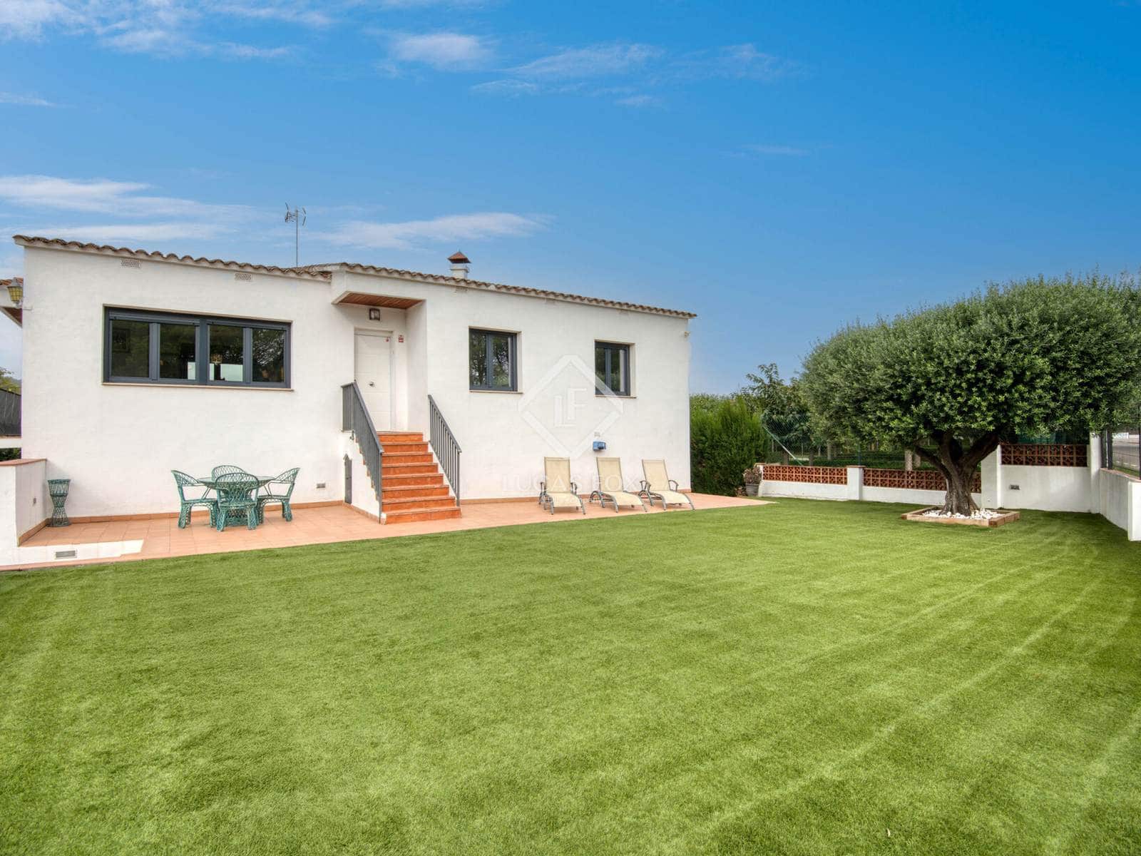 4 chambre Villa/Maison à vendre à Sant Antoni de Calonge avec garage - 985 000 € (Ref: 9335432)