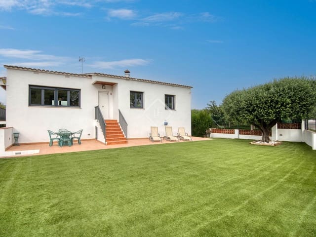 4 Zimmer Villa zu verkaufen in Sant Antoni de Calonge, Calonge i Sant Antoni mit Garage - 985.000 € (Ref: 9335432)