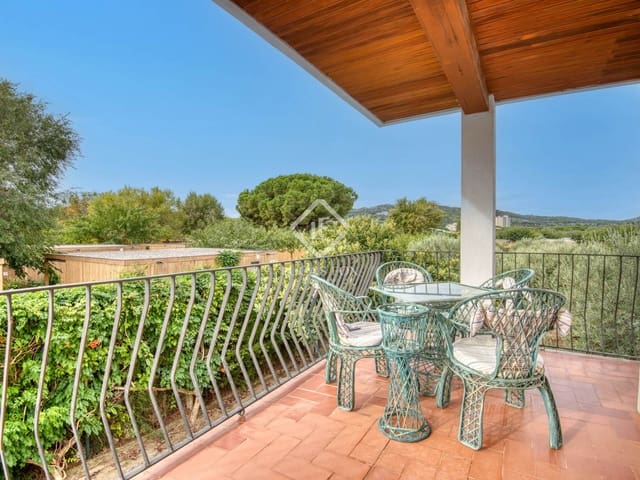 4 Zimmer Villa zu verkaufen in Sant Antoni de Calonge, Calonge i Sant Antoni mit Garage - 985.000 € (Ref: 9335432)