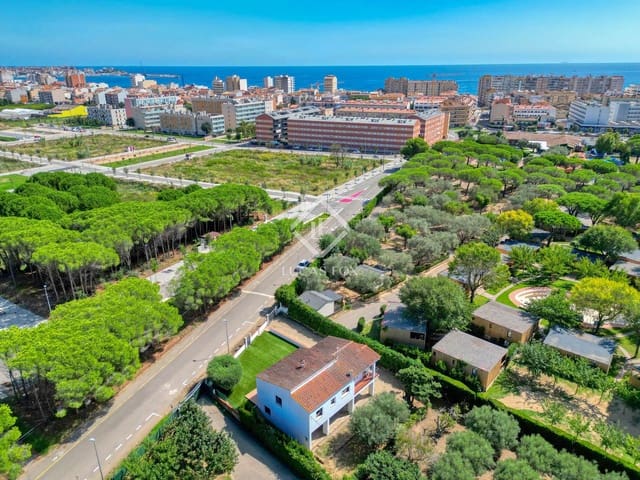 4 Zimmer Villa zu verkaufen in Sant Antoni de Calonge, Calonge i Sant Antoni mit Garage - 985.000 € (Ref: 9335432)