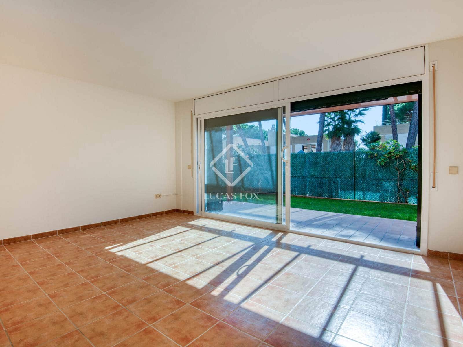 4 slaapkamer Villa te koop in Sant Feliu de Guixols met zwembad garage - € 485.000 (Ref: 9335578)