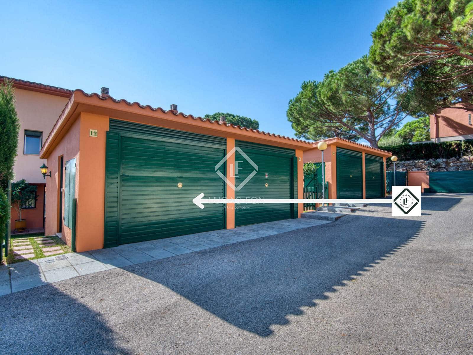 4 slaapkamer Villa te koop in Sant Feliu de Guixols met zwembad garage - € 485.000 (Ref: 9335578)