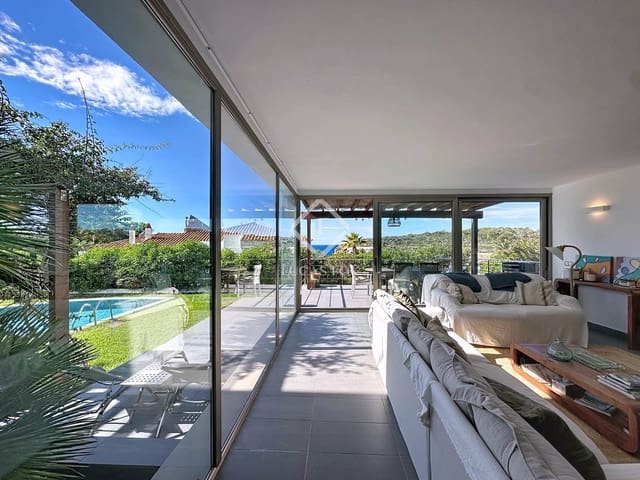 4 soverom Villa til salgs i Mahón / Maó med svømmebasseng garasje - € 1 400 000 (Ref: 9337157)