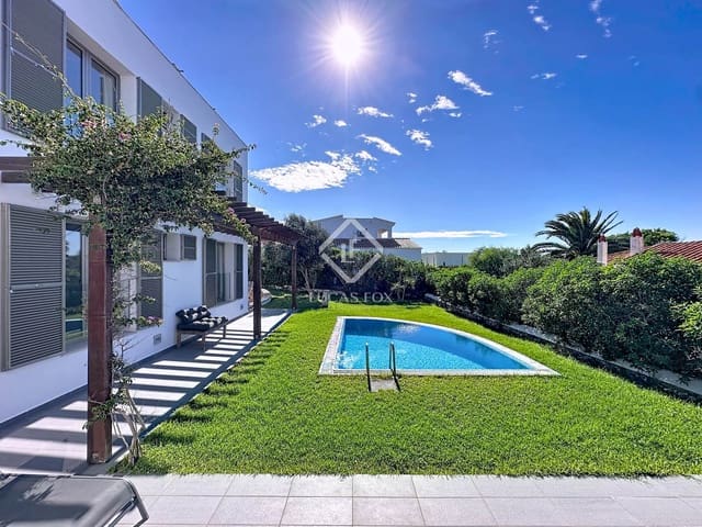 4 soverom Villa til salgs i Mahón / Maó med svømmebasseng garasje - € 1 400 000 (Ref: 9337157)