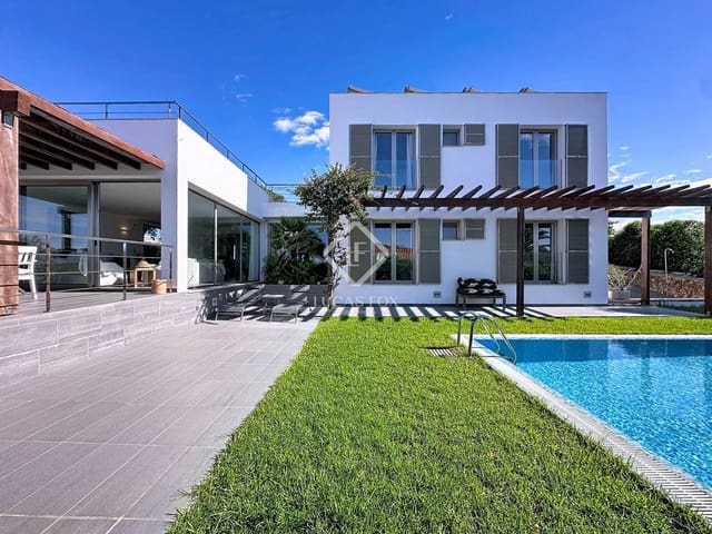 4 soverom Villa til salgs i Mahón / Maó med svømmebasseng garasje - € 1 400 000 (Ref: 9337157)