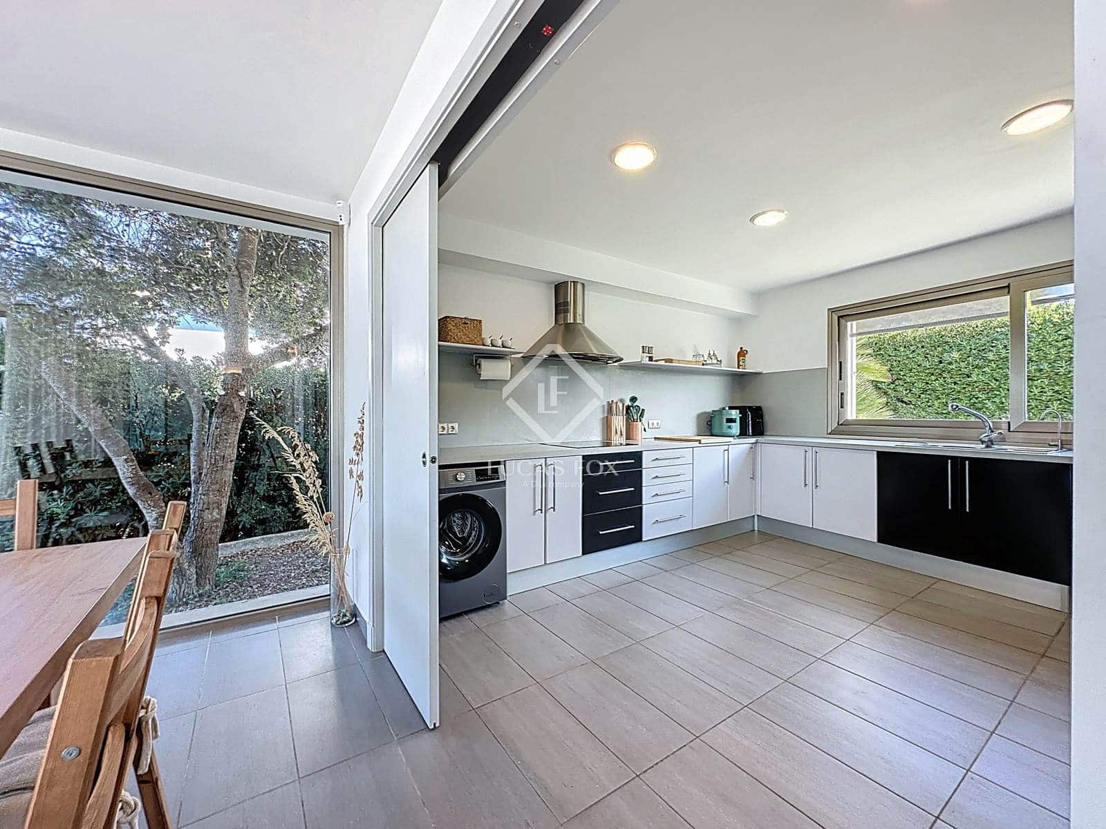 4 sypialnia Willa na sprzedaż w Mahon / Mao z basenem garażem - 1 400 000 € (Ref: 9337157)