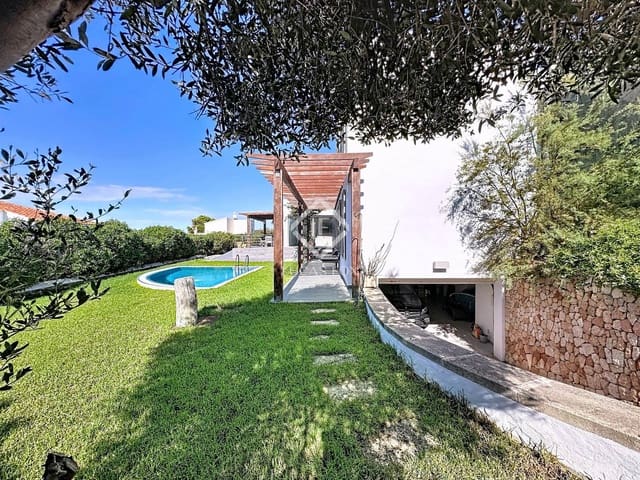 4 soverom Villa til salgs i Mahón / Maó med svømmebasseng garasje - € 1 400 000 (Ref: 9337157)