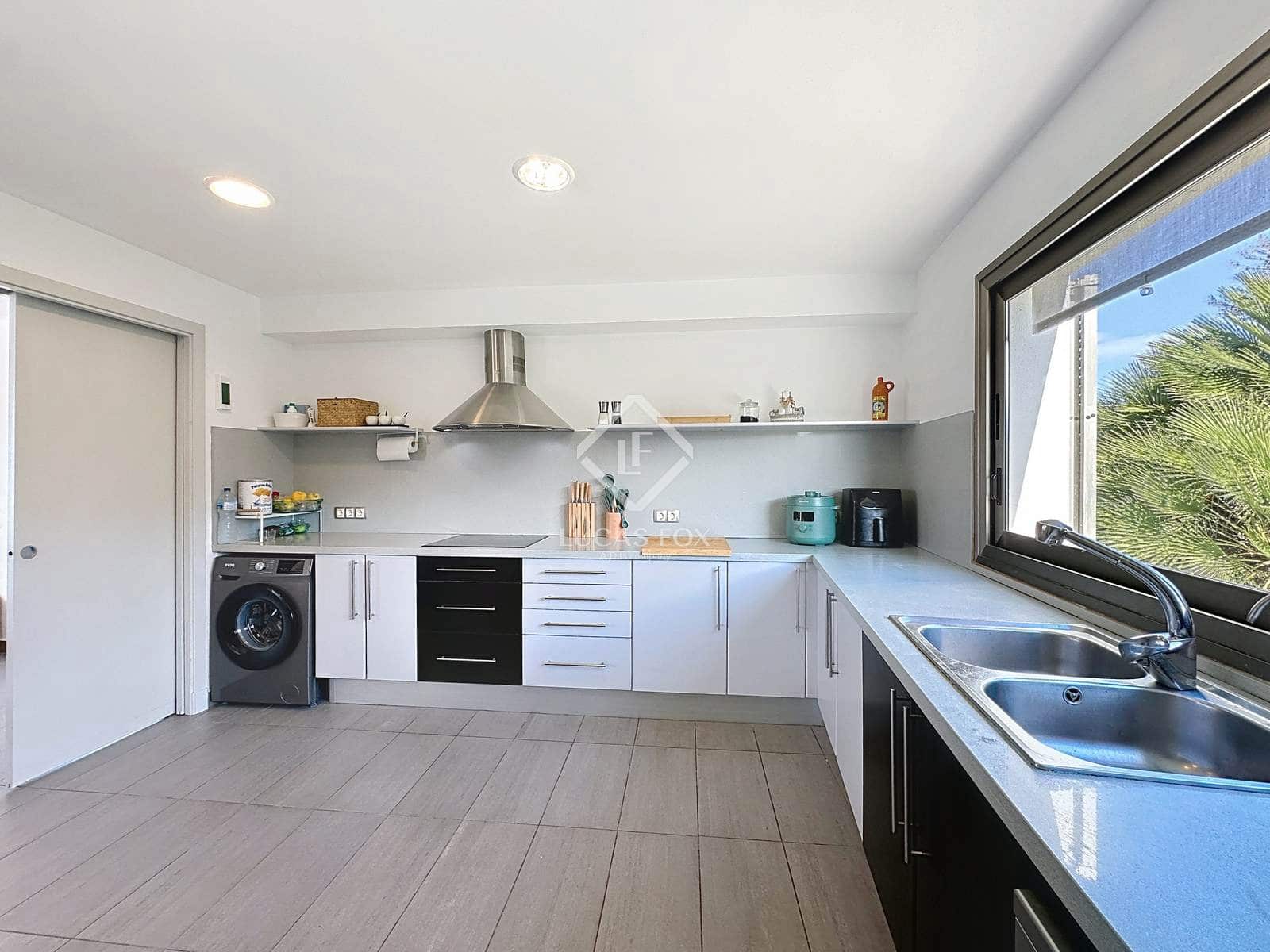 4 sypialnia Willa na sprzedaż w Mahon / Mao z basenem garażem - 1 400 000 € (Ref: 9337157)