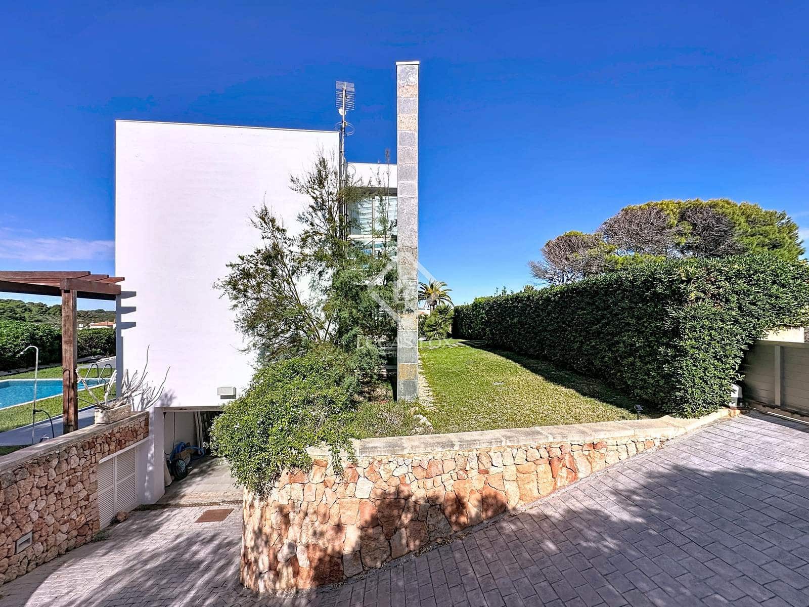 4 sypialnia Willa na sprzedaż w Mahon / Mao z basenem garażem - 1 400 000 € (Ref: 9337157)