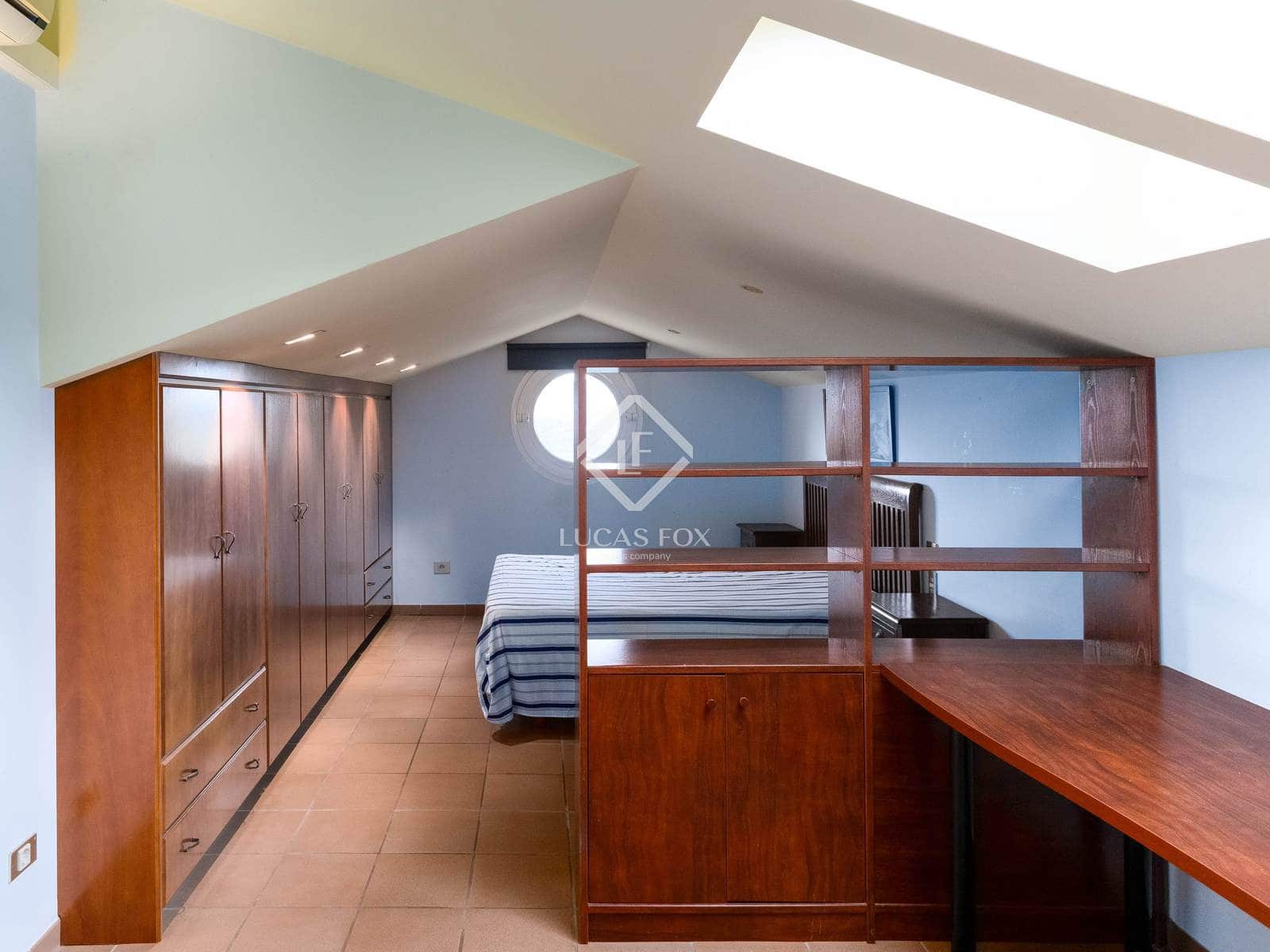 4 soverom Villa til salgs i Vallromanes med garasje - € 875 000 (Ref: 9337158)