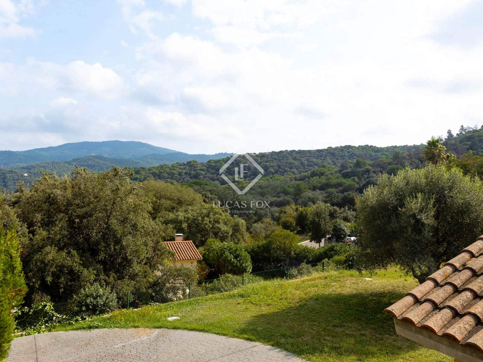 4 soverom Villa til salgs i Vallromanes med garasje - € 875 000 (Ref: 9337158)