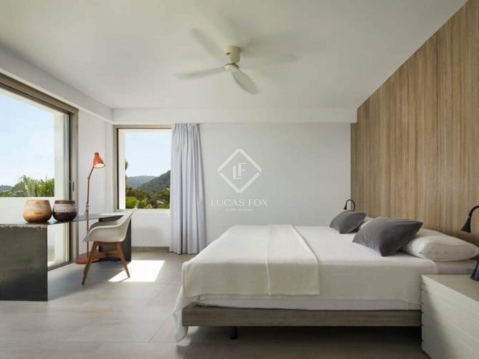 8 soverom Villa til salgs i Portinax med svømmebasseng garasje - € 7 250 000 (Ref: 9338562)