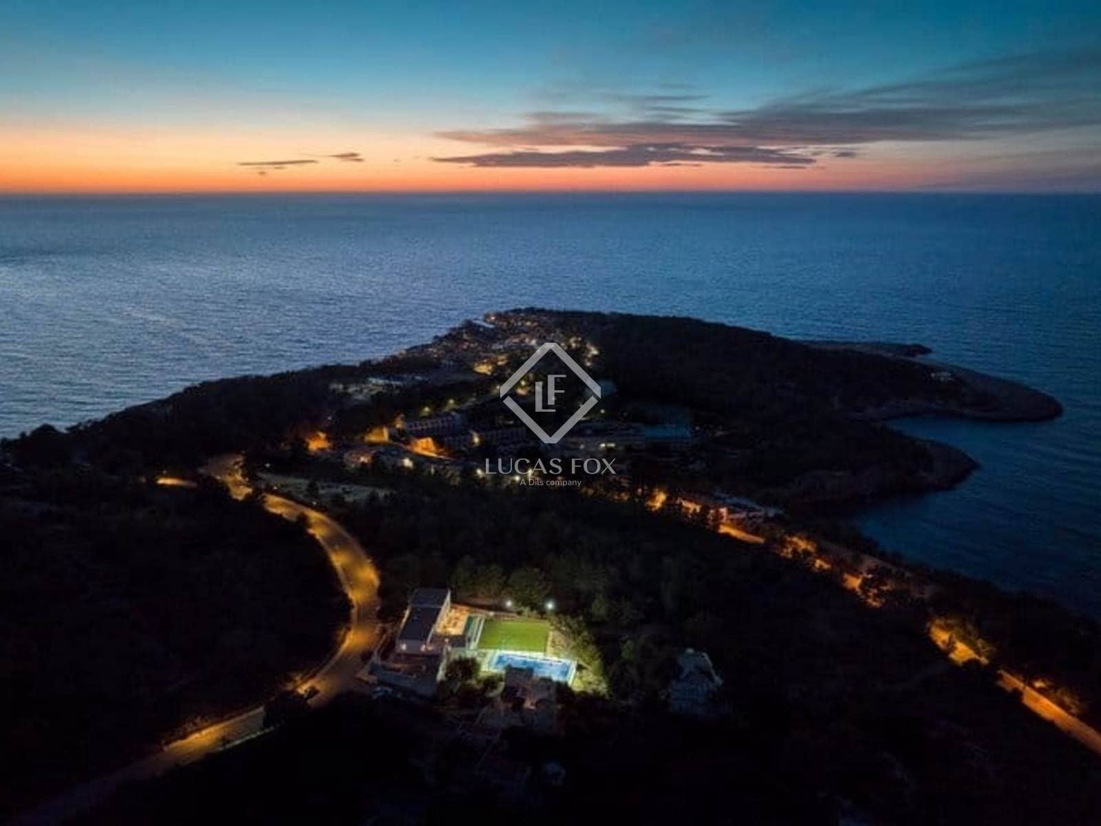 8 soverom Villa til salgs i Portinax med svømmebasseng garasje - € 7 250 000 (Ref: 9338562)