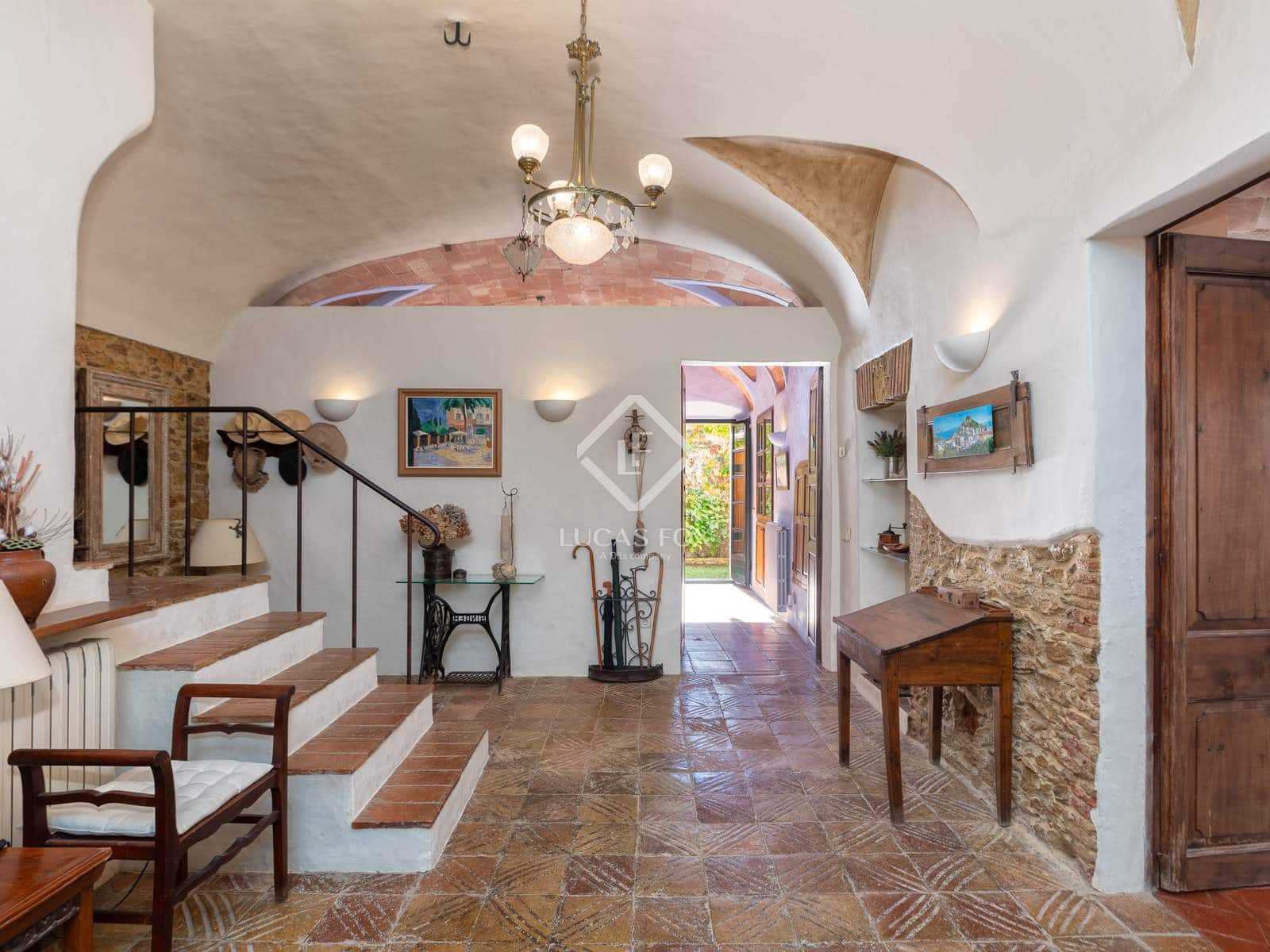 4 bedroom Villa for sale in Begur - € 985,000 (Ref: 9339145)