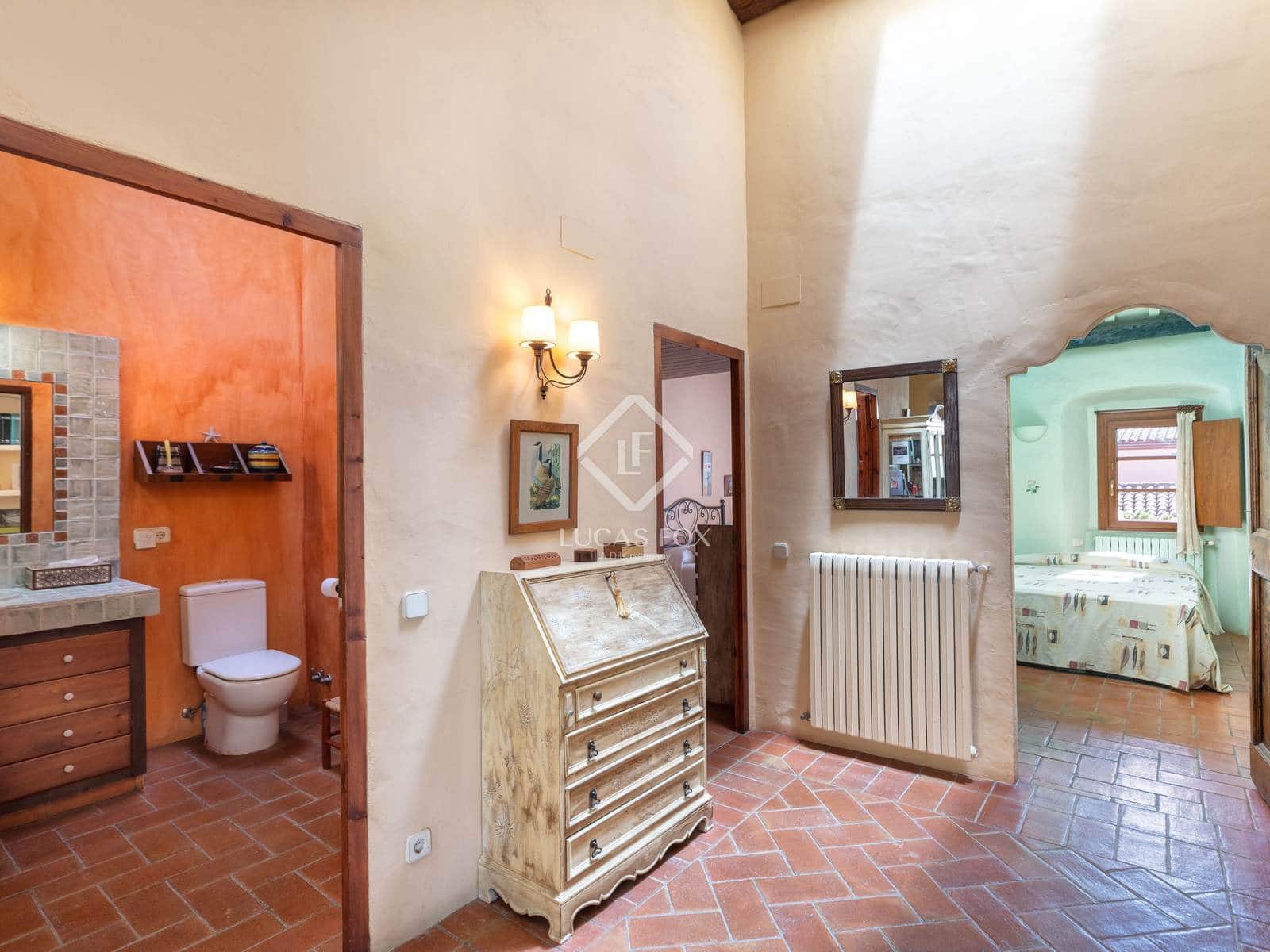 4 bedroom Villa for sale in Begur - € 985,000 (Ref: 9339145)