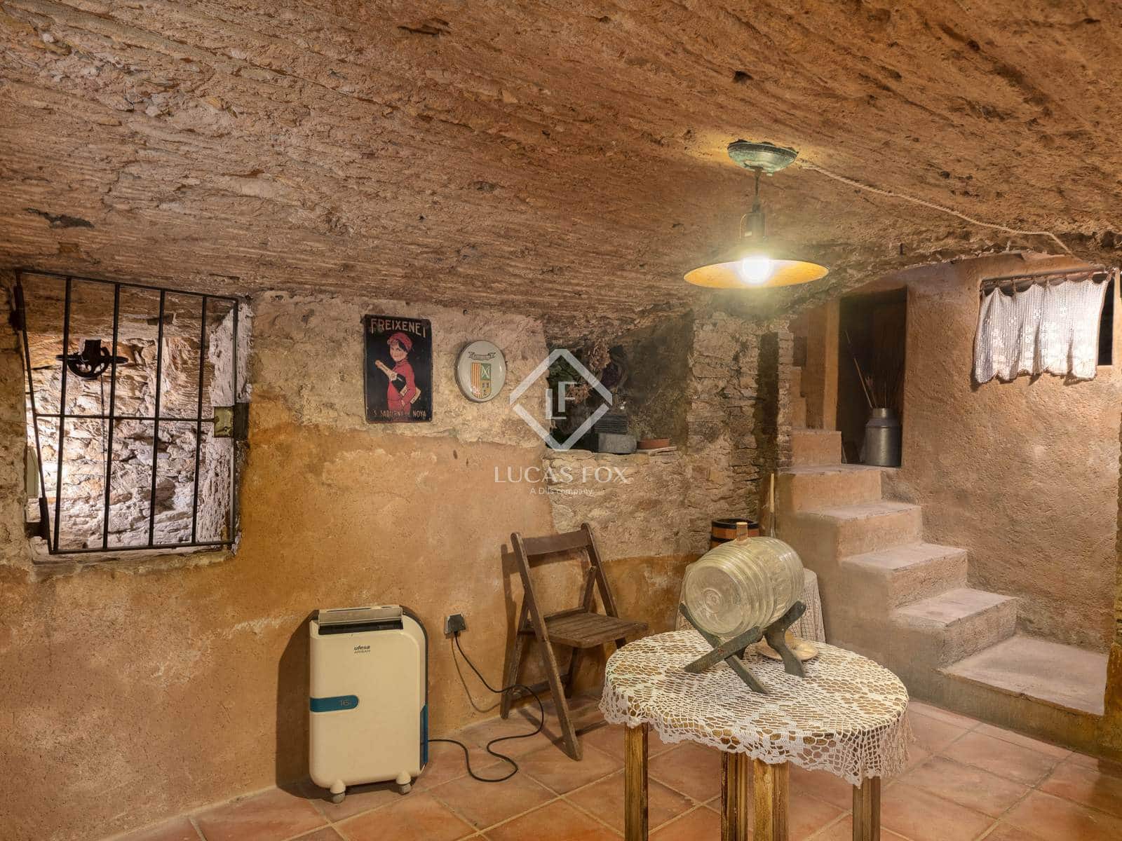 4 bedroom Villa for sale in Begur - € 985,000 (Ref: 9339145)