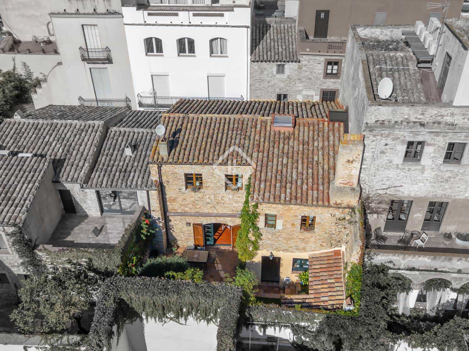 4 bedroom Villa for sale in Begur - € 985,000 (Ref: 9339145)