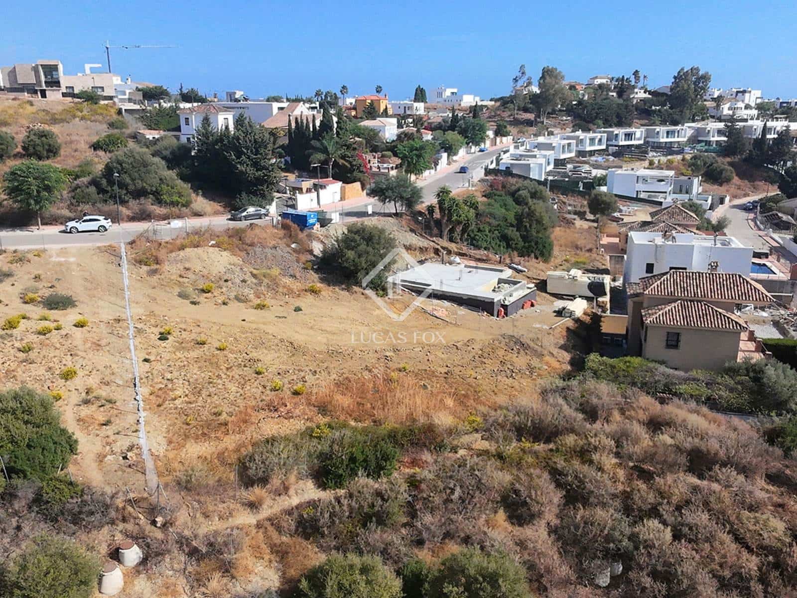 Building Plot for sale in Estepona - € 350,000 (Ref: 9339146)