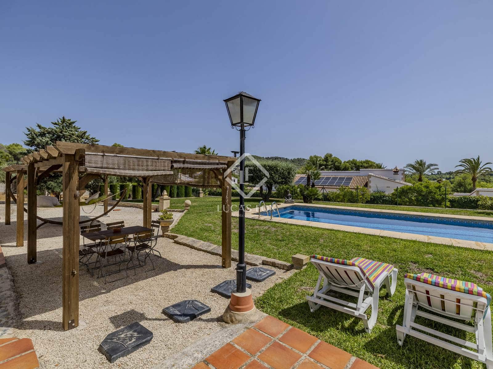 5 quarto Moradia para venda em Javea / Xabia com piscina garagem - 1 399 000 € (Ref: 9339148)