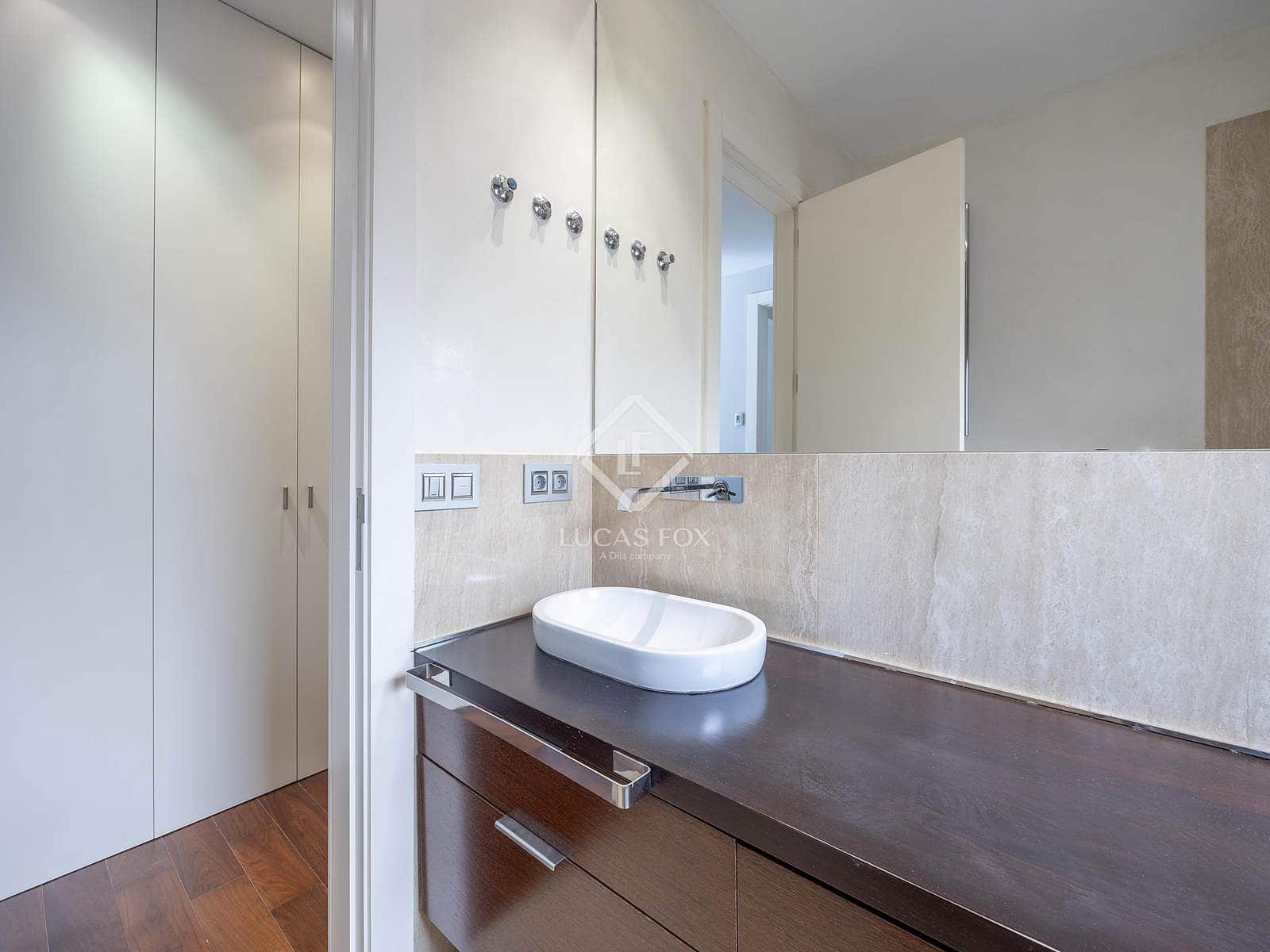 2 sypialnia Penthouse do wynajęcia w Miasto Walencja z garażem - 2 700 € (Ref: 9339149)