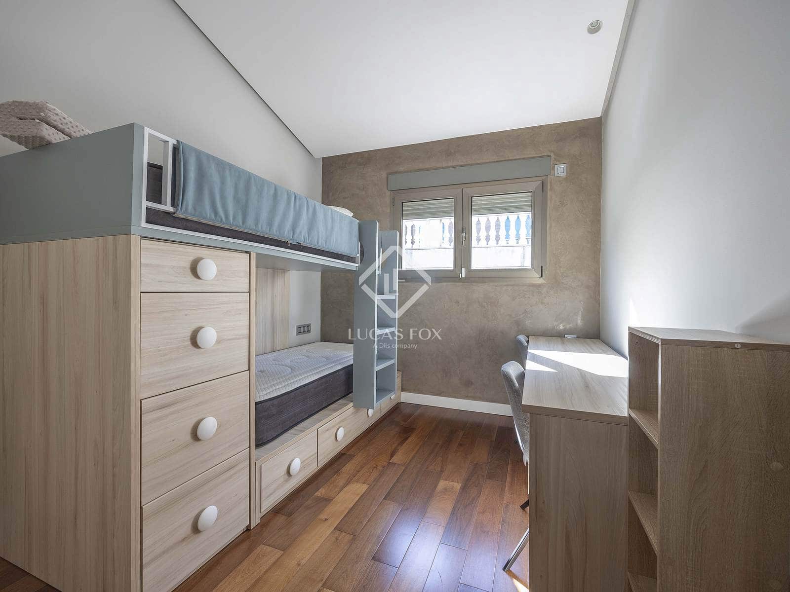 2 sypialnia Penthouse do wynajęcia w Miasto Walencja z garażem - 2 700 € (Ref: 9339149)