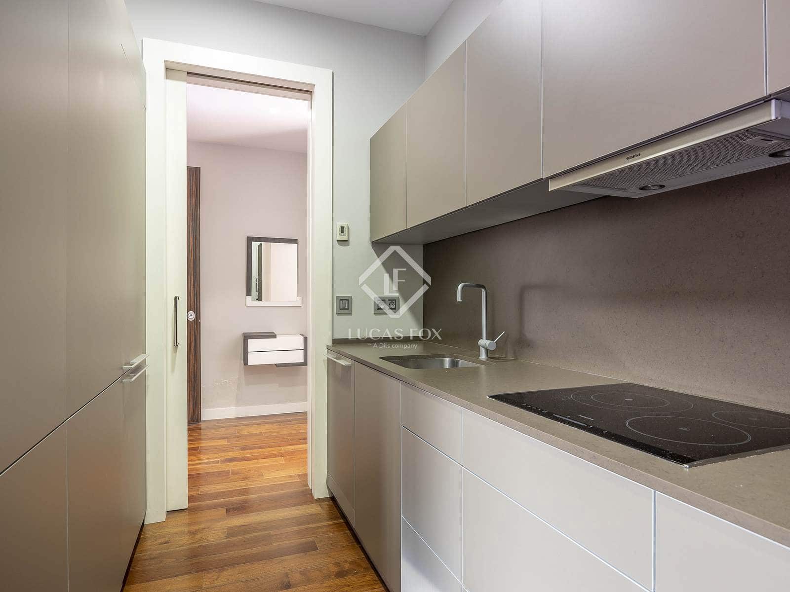 2 sypialnia Penthouse do wynajęcia w Miasto Walencja z garażem - 2 700 € (Ref: 9339149)