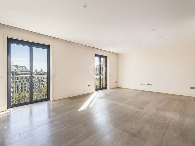 3 soveværelse Lejlighed til salg i Barcelona by - € 2.500.000 (Ref: 9340082)