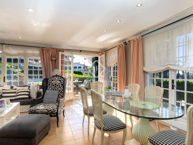 4 bedroom Villa for sale in Llafranc, Palafrugell with pool garage - € 1,730,000 (Ref: 9340083)